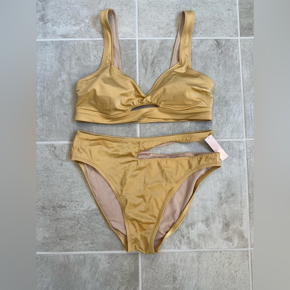 NWT Victoria Secret Lagos Swim in Gold - Picture 9 of 9